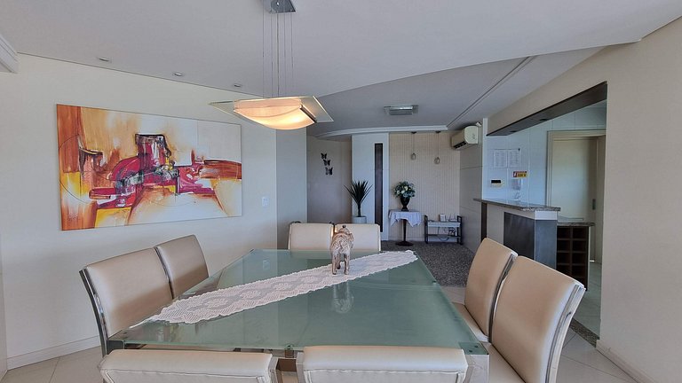 Apartamento frente-mar, Sofisticado Meia Praia