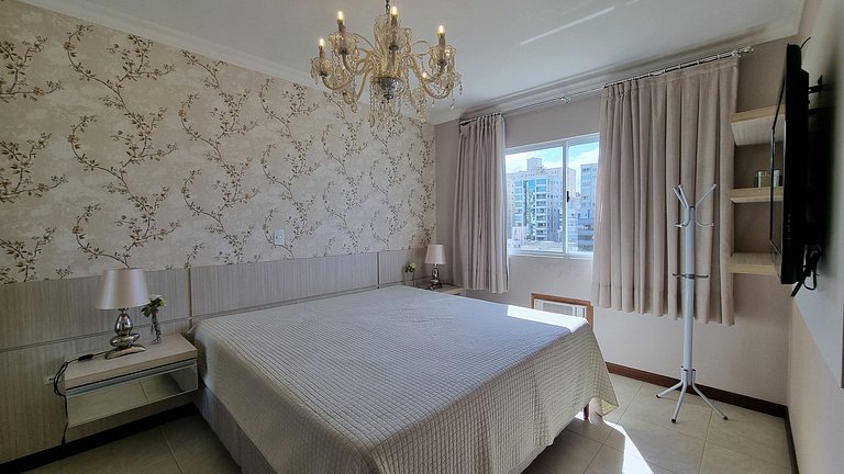 Apartamento frente-mar, Luxuoso, Meia Praia