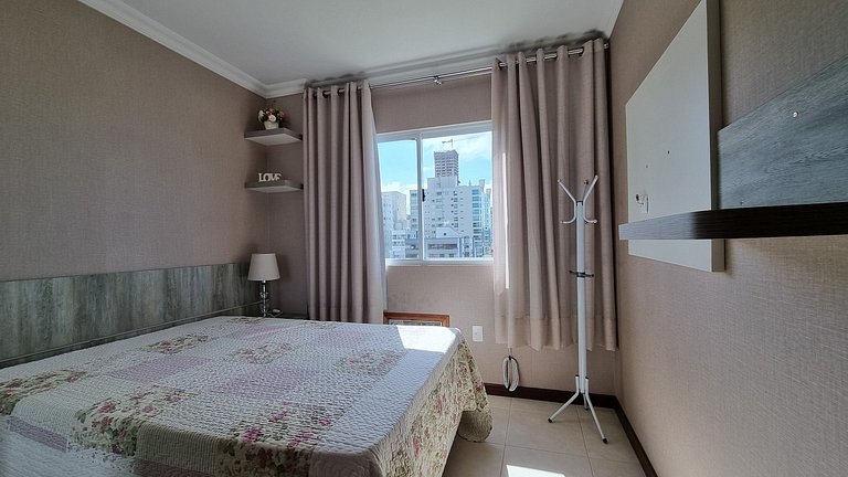 Apartamento frente-mar, Luxuoso, Meia Praia