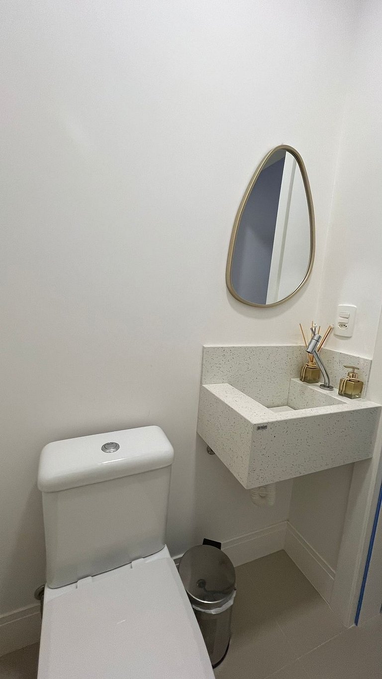 Spazzio D'Art: 3 suítes, vista mar, self checkin