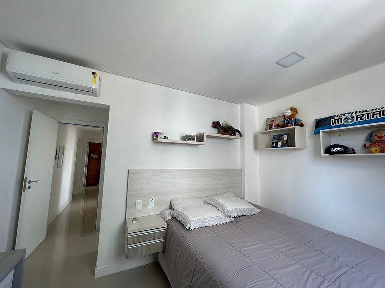 Spazzio D'Art: 3 suítes, vista mar, self checkin