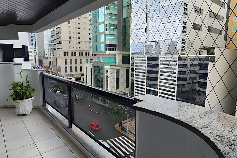 4 quartos, central, quadra mar