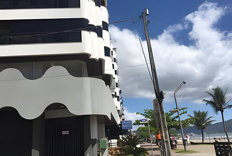 4 quartos, central, quadra mar