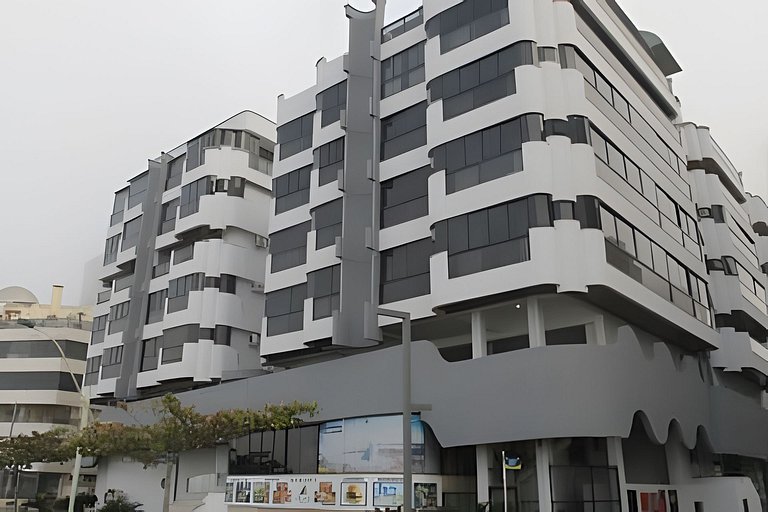 4 quartos, central, quadra mar