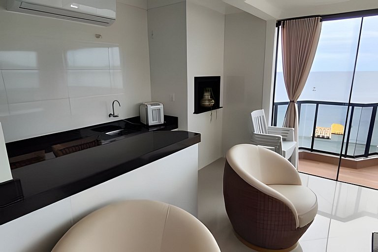 Cobertura beira‑mar, vista panorâmica, 4 quartos