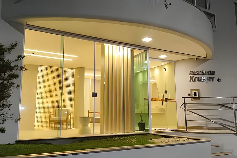 Apartamento frente-mar, Aprazível, Meia Praia