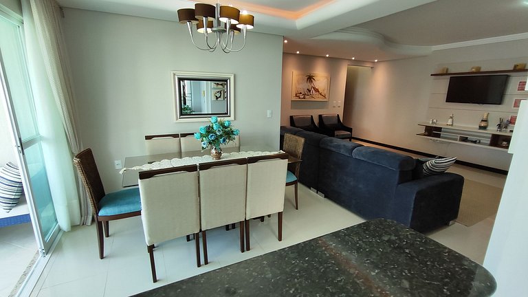 Apartamento beira-mar em localização incrível