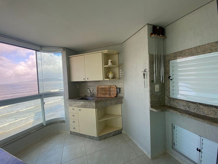 Apartamento Paradisíaco à Beira-Mar