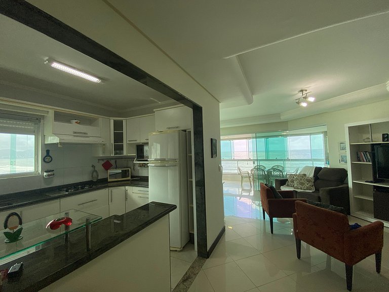 Apartamento Paradisíaco à Beira-Mar