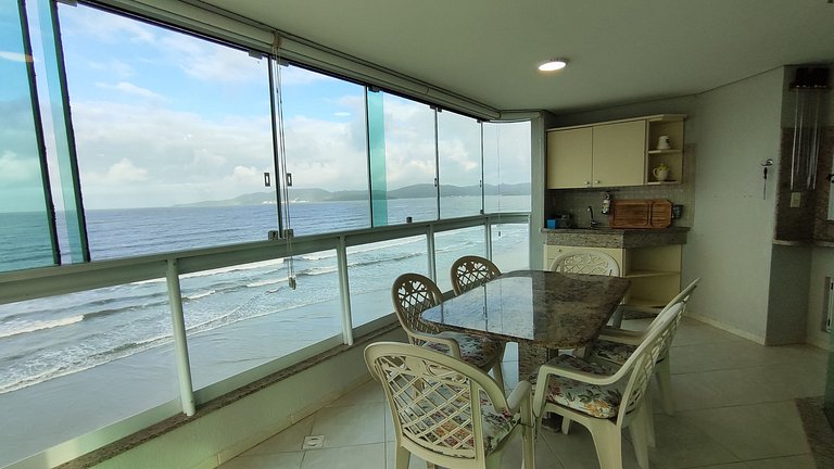 Apartamento Paradisíaco à Beira-Mar