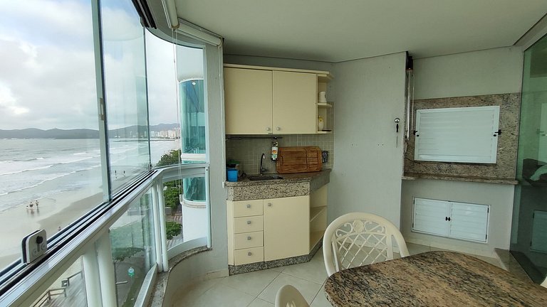 Apartamento Paradisíaco à Beira-Mar