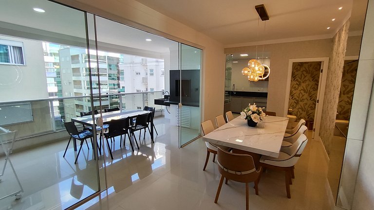 Spazzio D'Art: 3 suítes, vista mar, self checkin