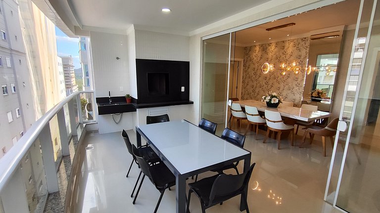 Spazzio D'Art: 3 suítes, vista mar, self checkin