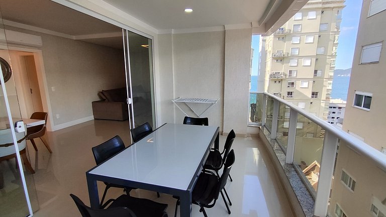 Spazzio D'Art: 3 suítes, vista mar, self checkin