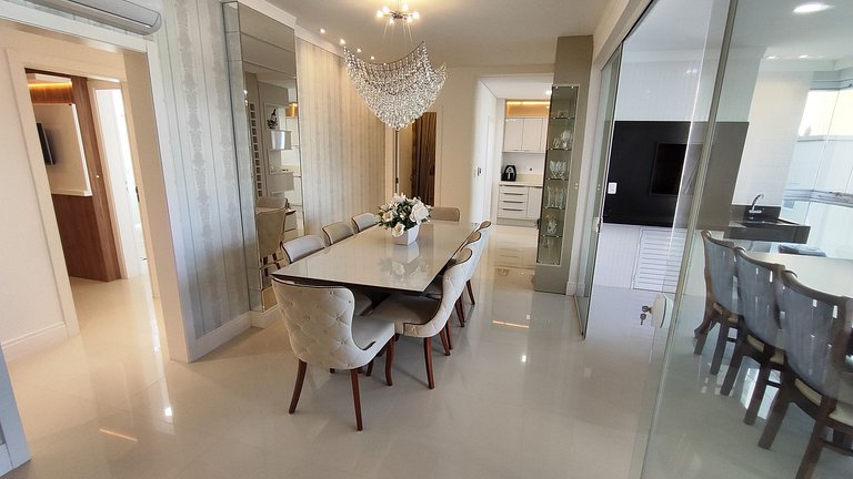 Spazzio D'Art: 3 suítes, vista mar, self checkin