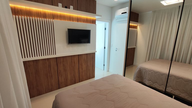 Spazzio D'Art: 3 suítes, vista mar, self checkin