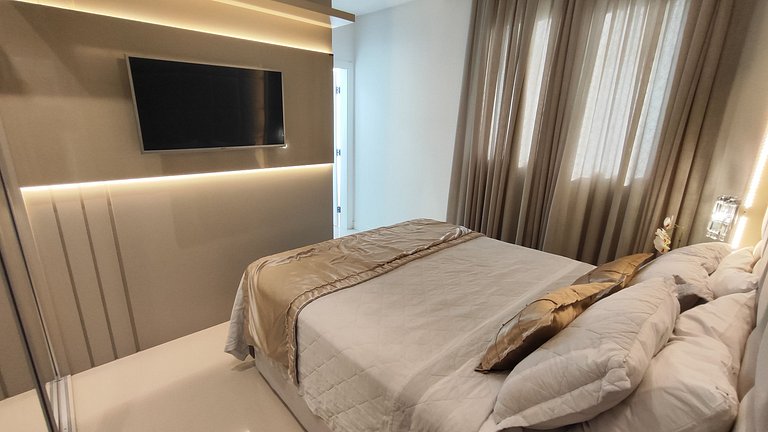 Spazzio D'Art: 3 suítes, vista mar, self checkin