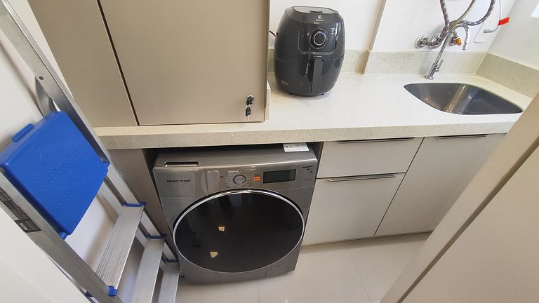 Spazzio D'Art: 3 suítes, vista mar, self checkin