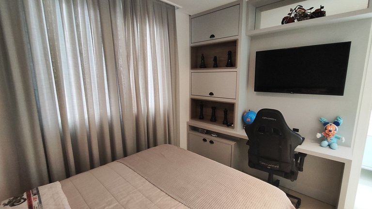 Spazzio D'Art: 3 suítes, vista mar, self checkin