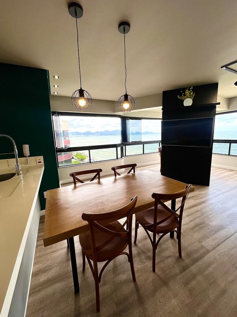 3 Quartos, Cobertura, Beira mar