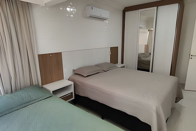 Cobertura com Terraço e Vista Mar - Meia Praia