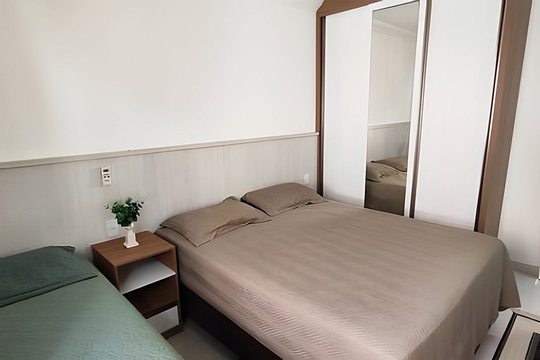 Cobertura com Terraço e Vista Mar - Meia Praia