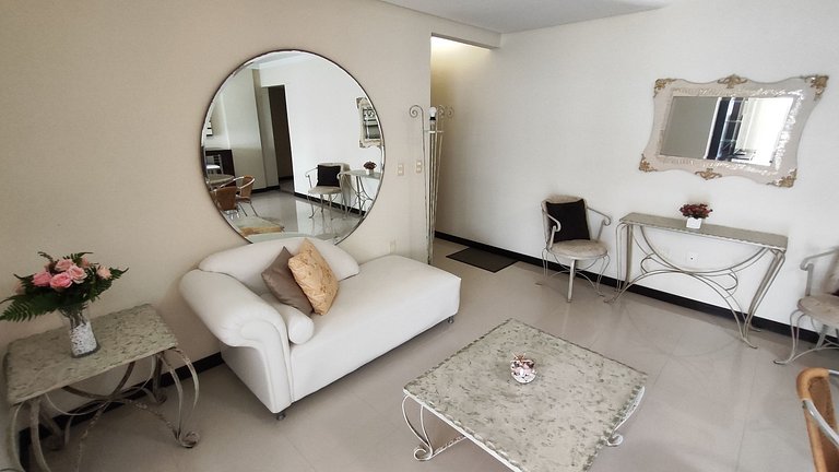 Apartamento beira-mar em localização maravilhosa