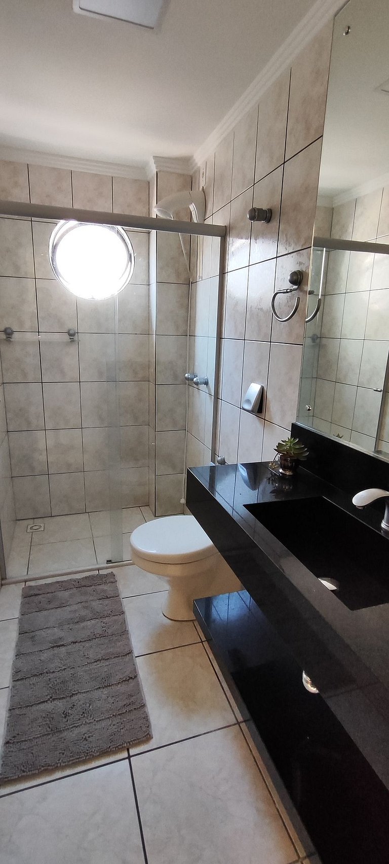 4 quartos, central, quadra mar