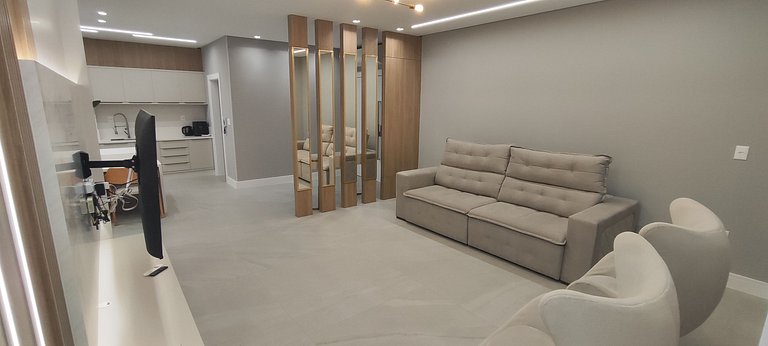 Refúgio NOVO e moderno a passos do mar