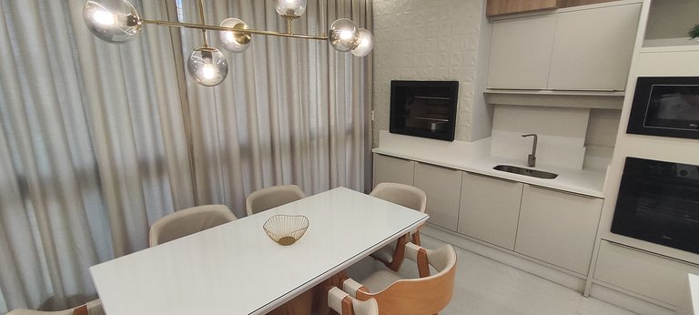 Apartamento NOVO com 3 suítes, decoração impecável