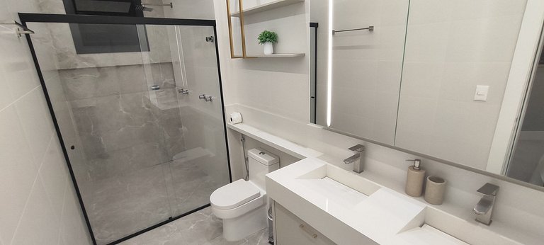 Apartamento NOVO com 3 suítes, decoração impecável