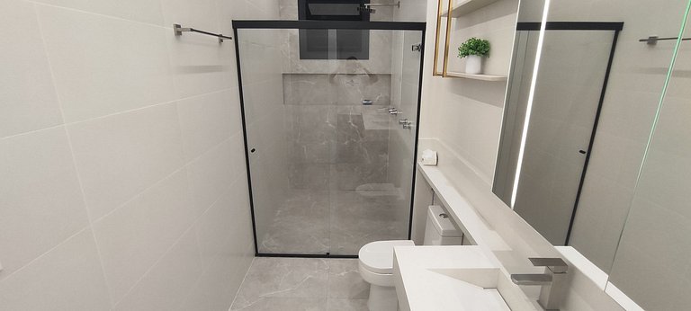 Apartamento NOVO com 3 suítes, decoração impecável