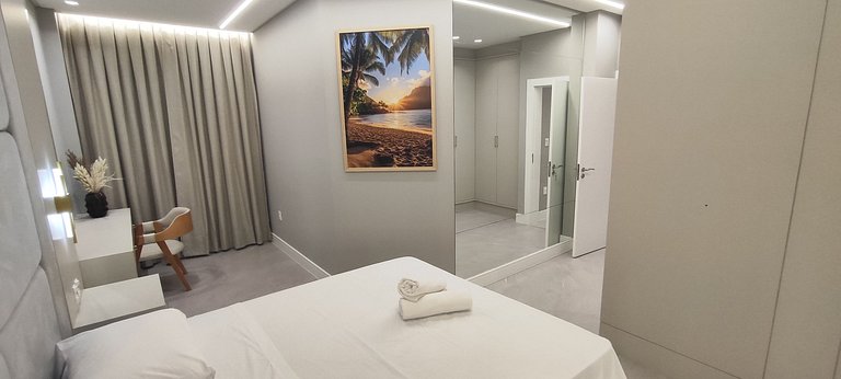 Refúgio NOVO e moderno a passos do mar