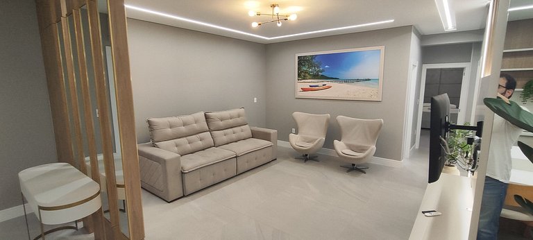Apartamento NOVO com 3 suítes, decoração impecável