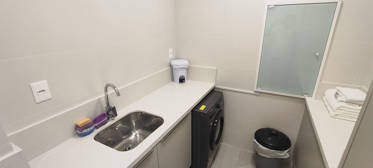 Refúgio NOVO e moderno a passos do mar