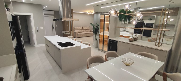 Apartamento NOVO com 3 suítes, decoração impecável