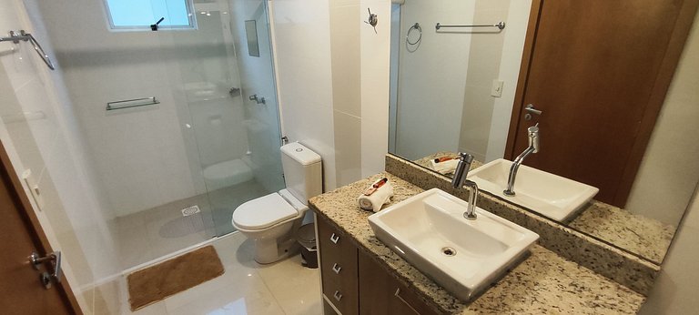 Apartamento gigante a 2 min da praia para famílias