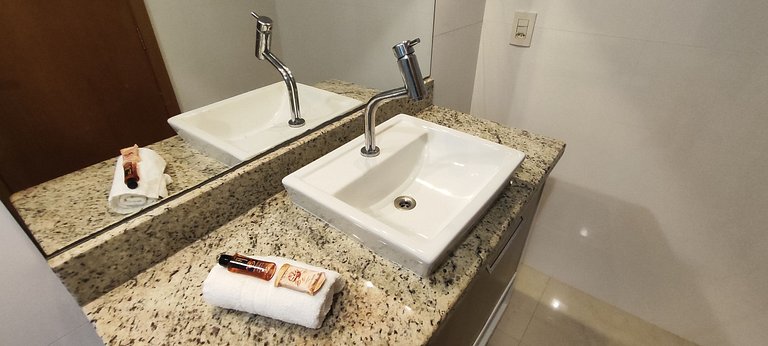 Apartamento gigante a 2 min da praia para famílias