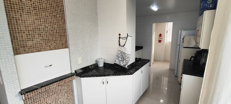Apartamento gigante a 2 min da praia para famílias