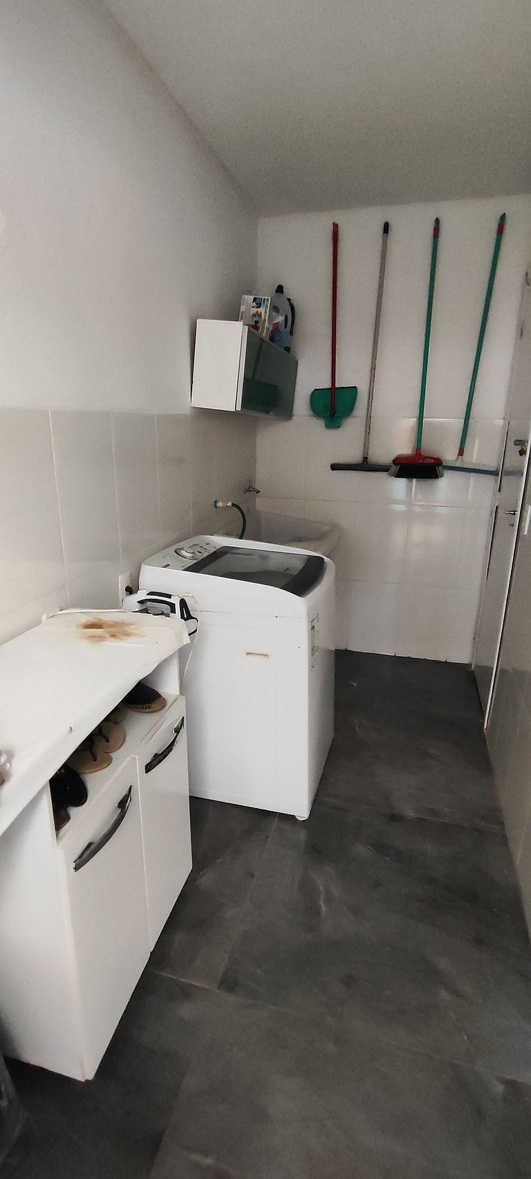 Casa ampla com lazer e praia próxima para famílias