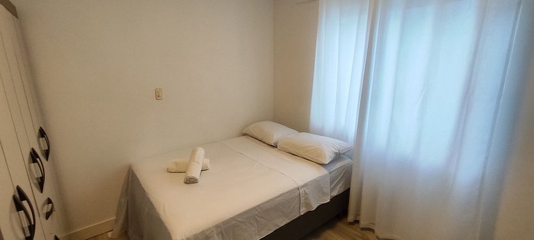 Acorde ao som do mar em suítes confortáveis