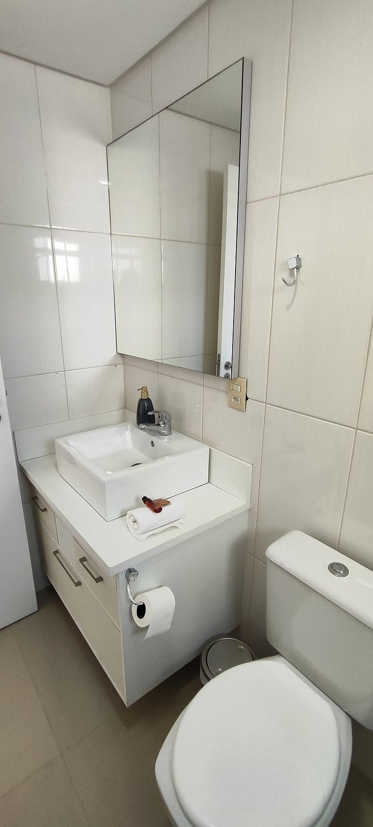 Duplex impecável a passos do mar e do HardRock