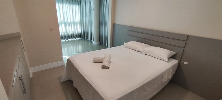 Duplex impecável a passos do mar e do HardRock