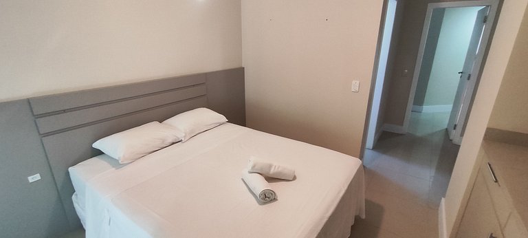 Duplex impecável a passos do mar e do HardRock