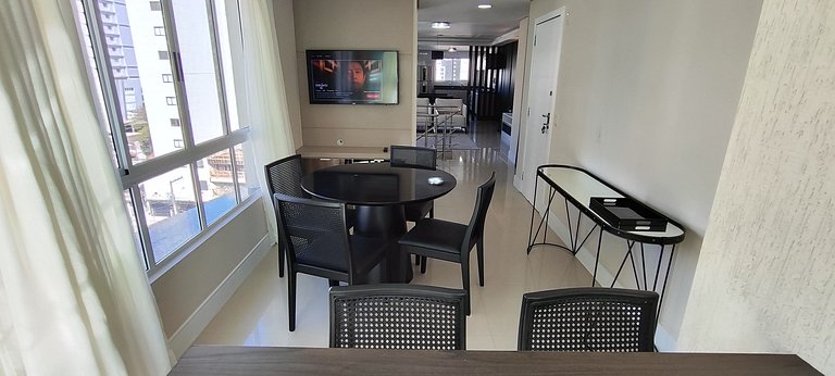 Duplex impecável a passos do mar e do HardRock