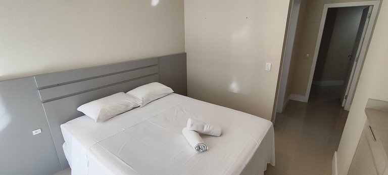 Duplex impecável a passos do mar e do HardRock