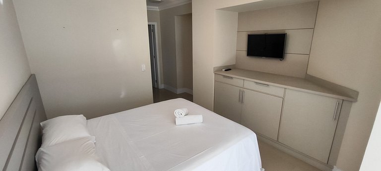 Duplex impecável a passos do mar e do HardRock