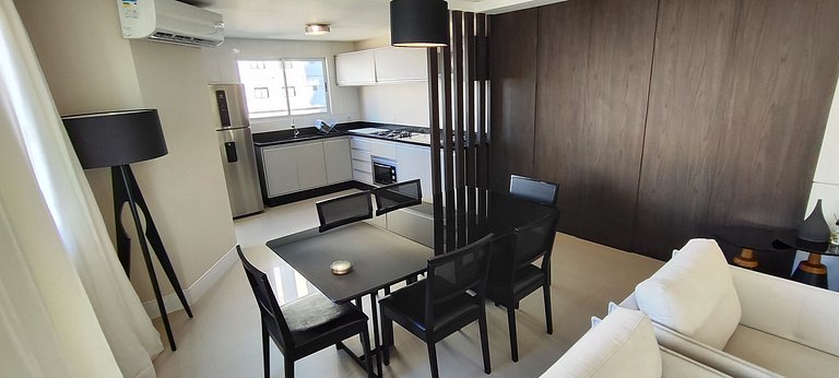 Duplex impecável a passos do mar e do HardRock