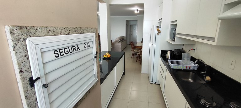 Beira-mar dos sonhos: 3 suítes e vista espetacular