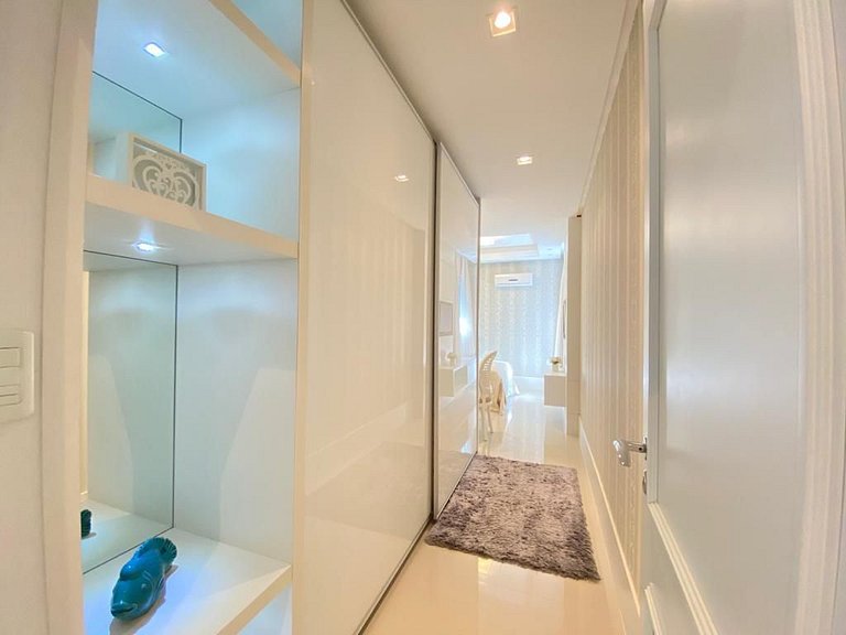 Sublime: Suítes Amplas, hidro, vista churrasqueira